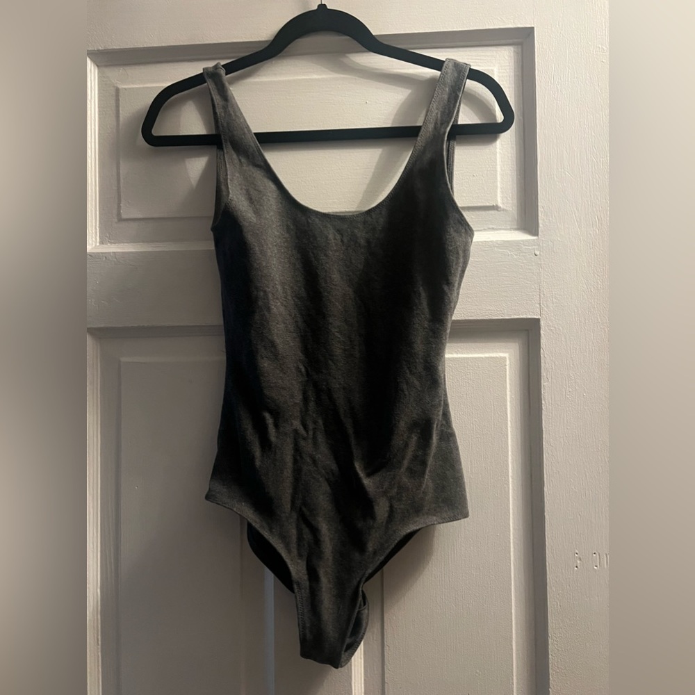 Aritzia Wilfred Free Dark Grey Georgianna Bodysuit